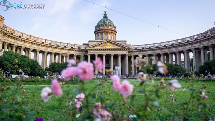 Kzan Cathedral anatara tempat menarik di Saint Petersburg