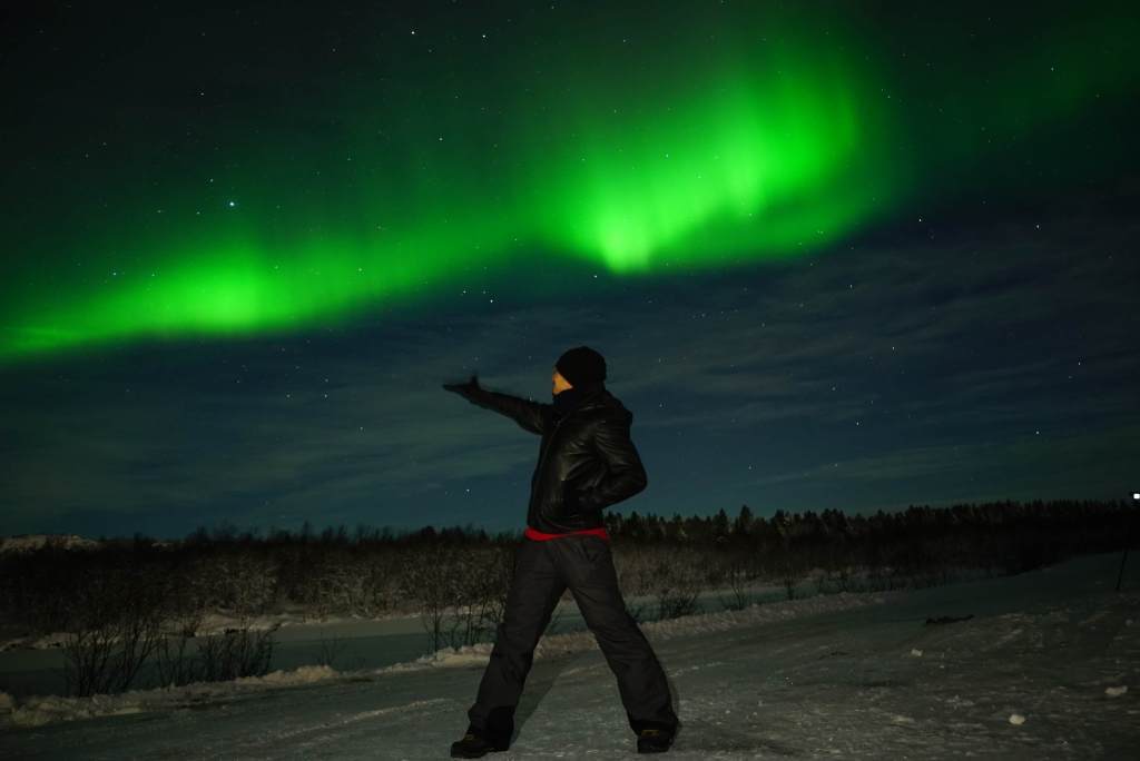 a guy under northern light - Pure Odyssey a guy under the dancing northern light