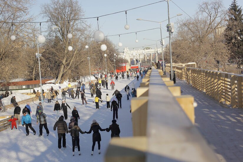 ice skating in gorky park