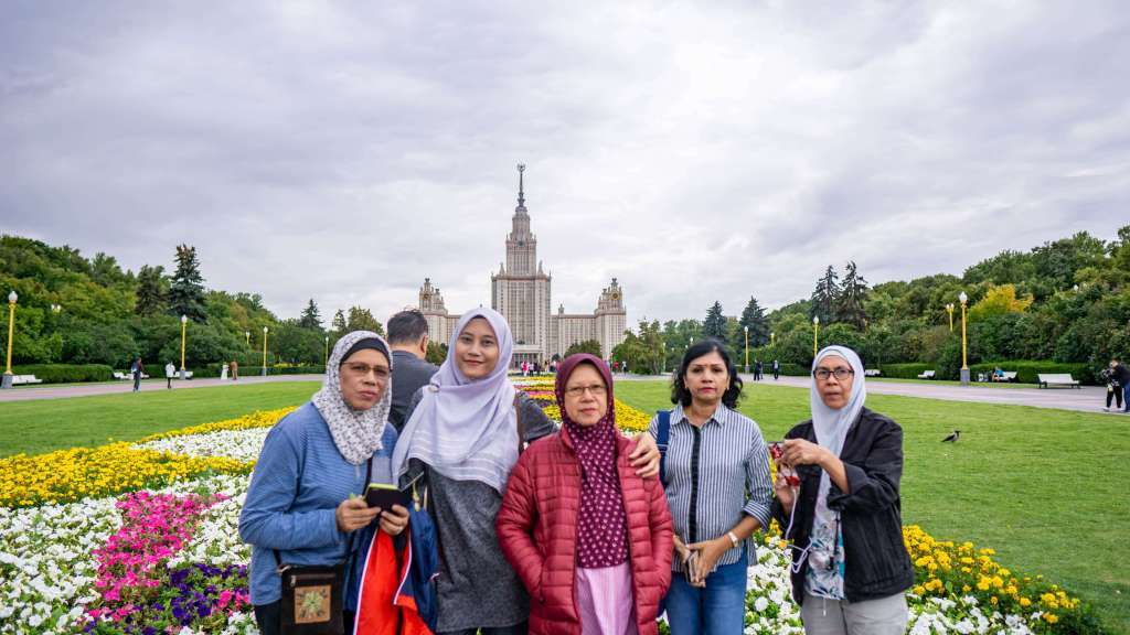 Sparrow hill group photo - Pure Odyssey group photo near moscow state university